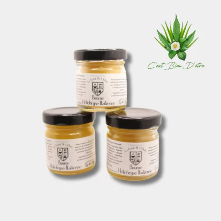 Pot de 30 g de Crème Hélichryse bio, idéale pour les soins cutanés, les coups, les chocs et les traumatismes sportifs.